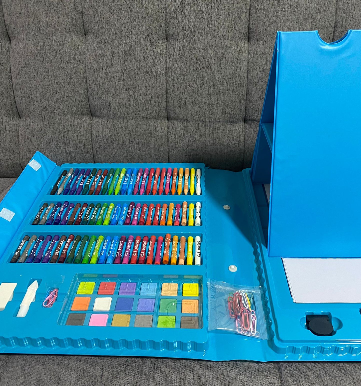 ¡SET DE ARTE DE 208 PIEZAS!